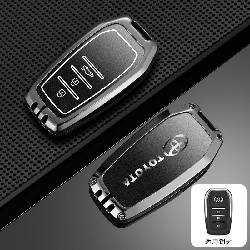 For Toyota CHR Hilux Fortuner Land Cruiser 200 Camry Corolla Crown RAV4 Highland Car Key Case Cover Shell Keychain Accessories
