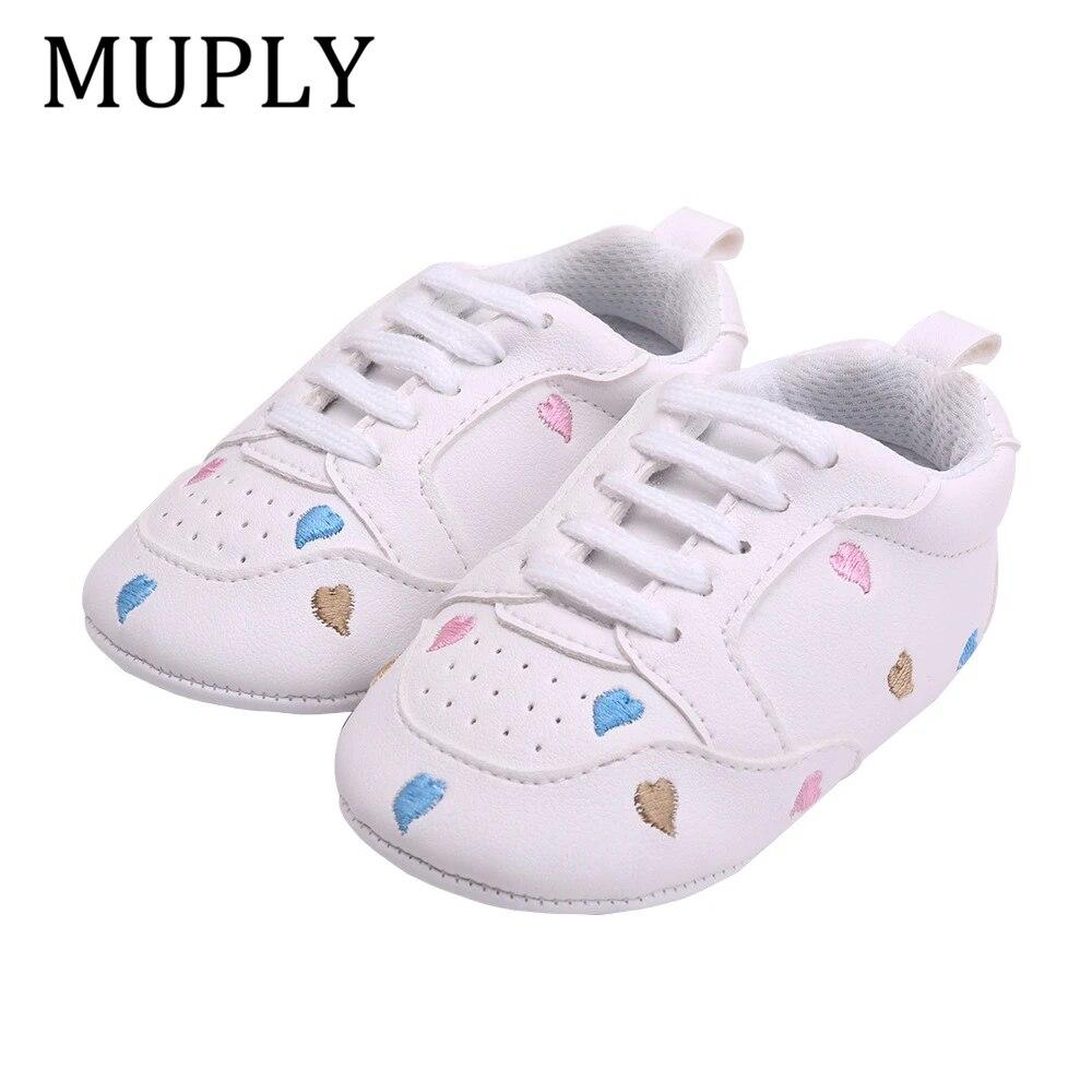2023 Baby Shoes For Newborn Baby Boys Girls Print Heart Star Pattern First Walkers Kids Toddlers Soft Sole PU Sneakers For 0-18M