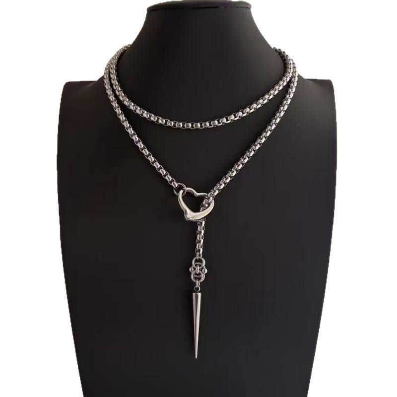 Stainless Steel Chain Necklace With Heart Pendant And Spike Details For Daily Casual Wear
