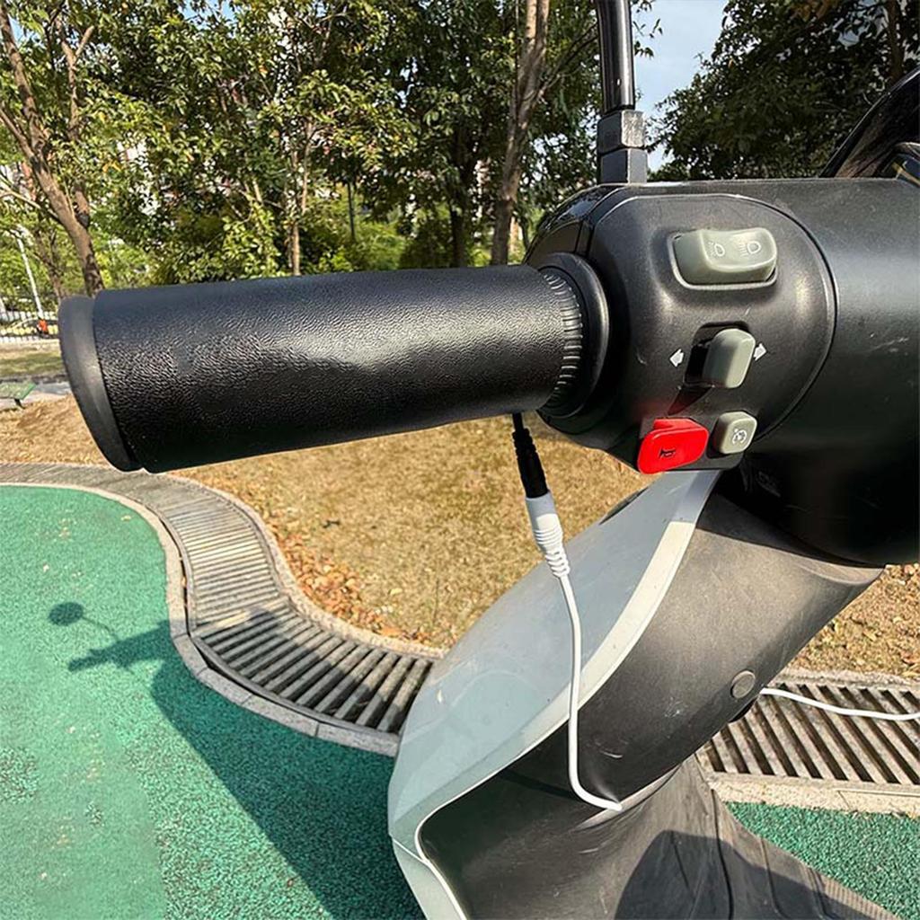 Heated Grips USB Powered Waterproof Cycling Hand Warmer Motorcycle Heated Grips Cover For Winter Cold Weather Scooter Dirt Bike