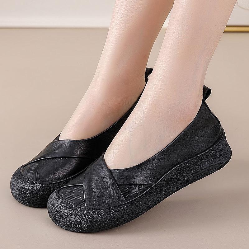 Spring Cowhide Low-Cut Soft Sole Round Toe Retro Women's Casual Shoes