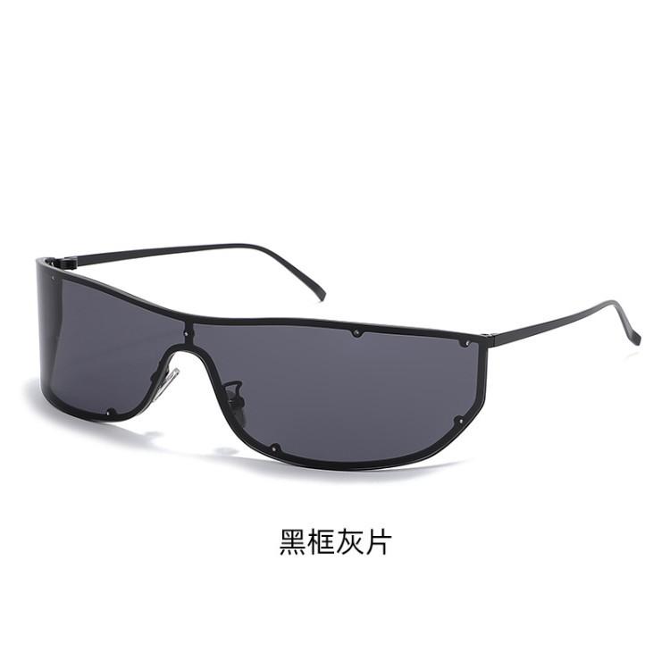 Song Yanfei large frame curved one-piece sunglasses female old money wind street shot YK Spice Girl anti-ultraviolet sunglasses