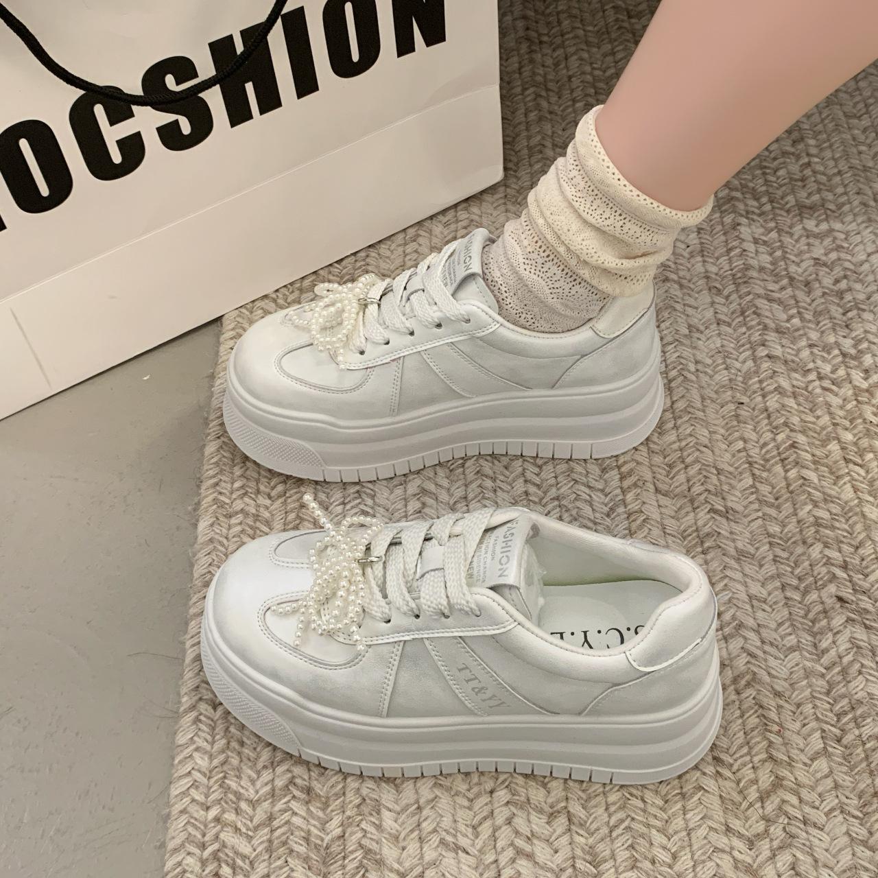 

Одинарная обувь маленькая белая обувь женская мода повседневная маленькая весна маффин 2025 трендовая обувь на платформе новая корейская версия толстая подошва 35