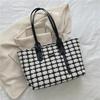 Large capacity bag 2025 new plaid bag women's bag fashionable and simple shoulder bag retro casual portable tote bag