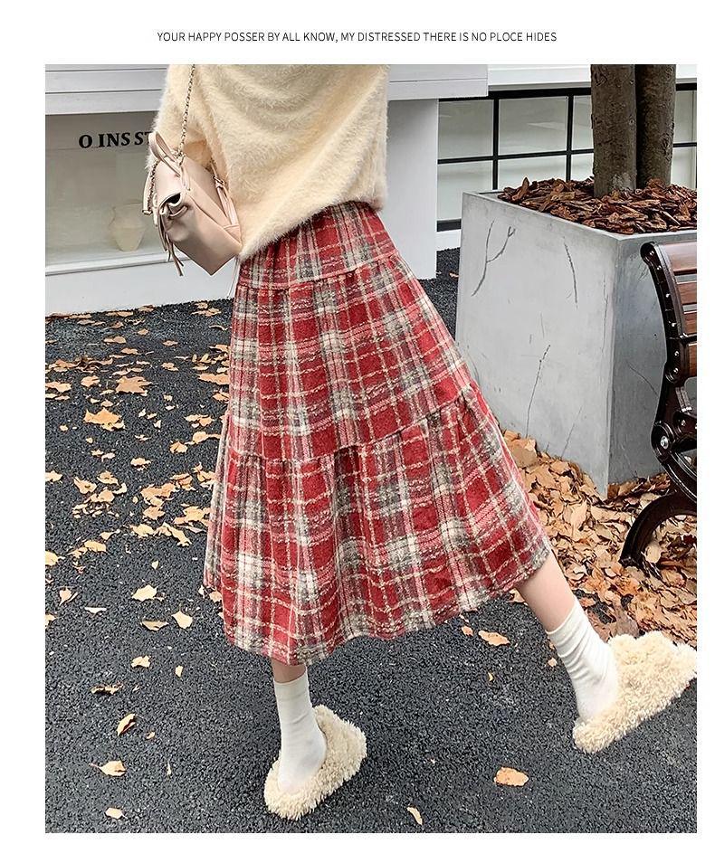 Japanese Korean Style High-Waisted Wool Plaid Pleated Skirt for Women - Mid-Length, Autumn/Winter 2026