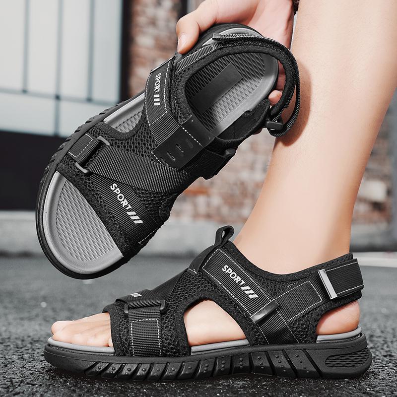 Mode Sommar Ny Hot Säljande Män Äkta Läder Utomhus Bekväm Mjuk Roma Toffel Mode Andningsbara Herr Casual Sandaler Stor Storlek