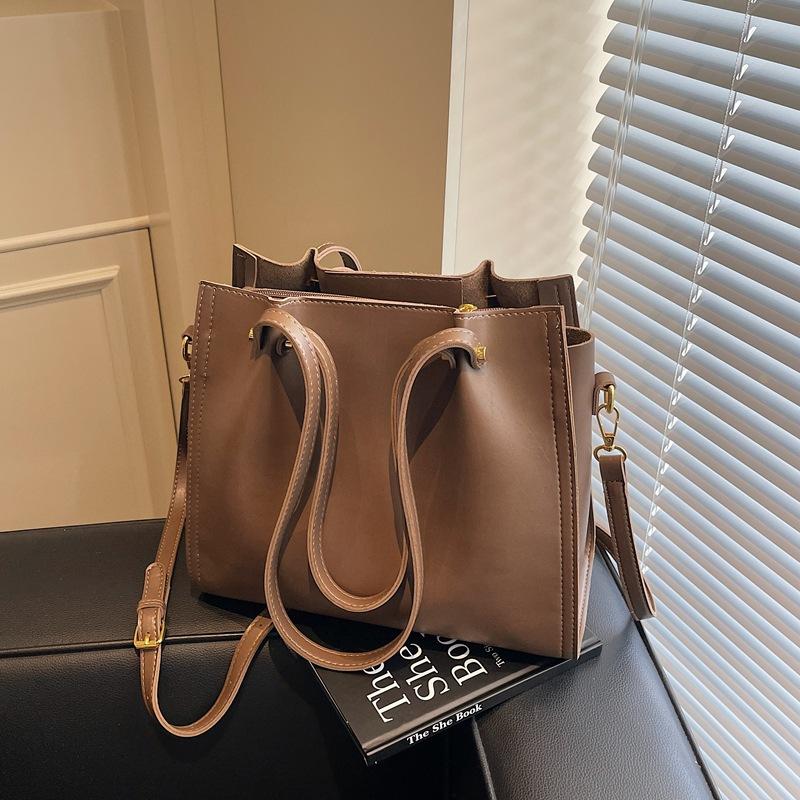 

Maillard bag women s large-capacity new autumn and winter casual messenger bag versatile commuter tote bag хаки