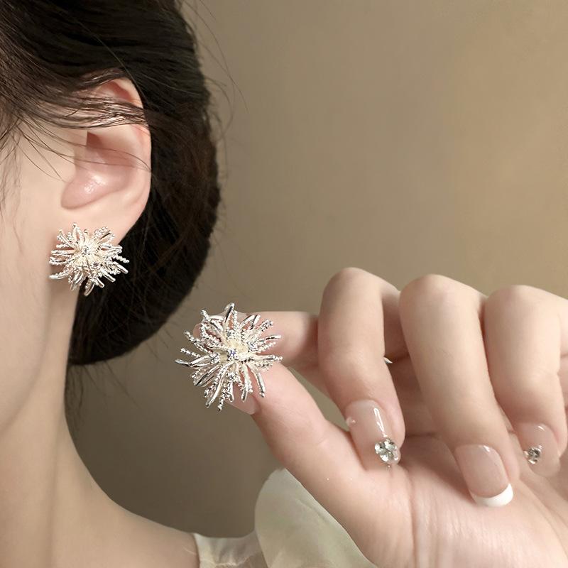 Zircon Fireworks Earrings Light Luxury Premium Temperament Earrings Autumn and Winter Retro Personality Earrings Women