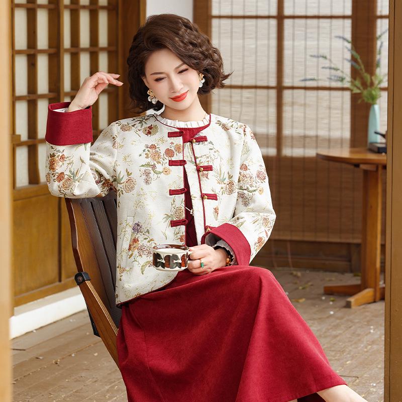 

Spring & Autumn Jacquard Embroidered Jacket for Stylish Moms - New Chinese Style, Versatile Top for Mother s Day XL (80-105 Jin)