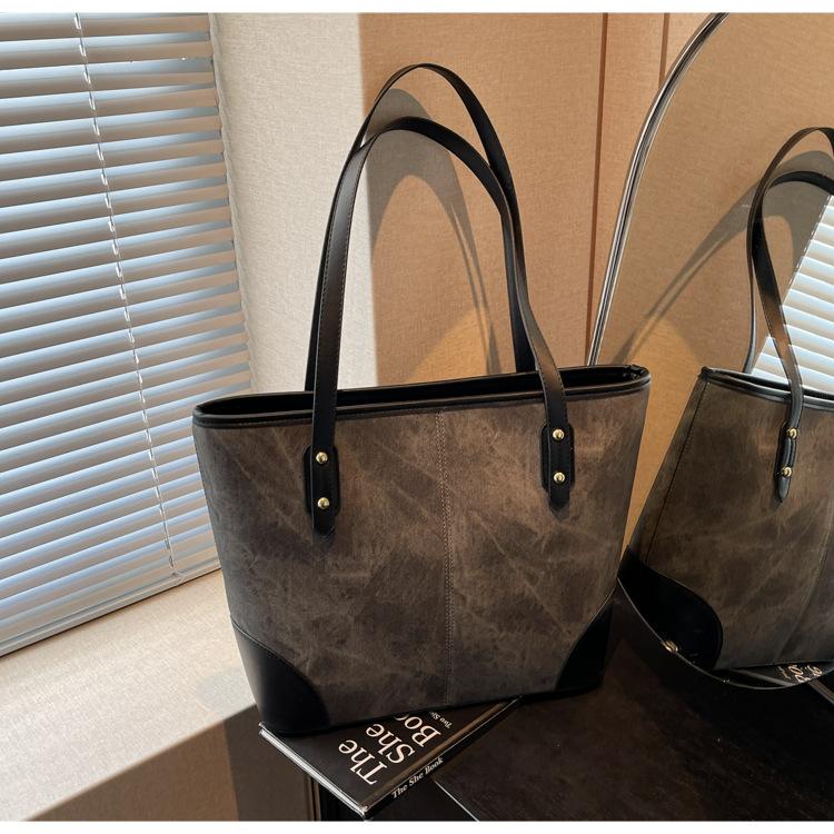 

Large capacity bag women s bag new high-end fashion versatile commuter bag shoulder underarm tote bag