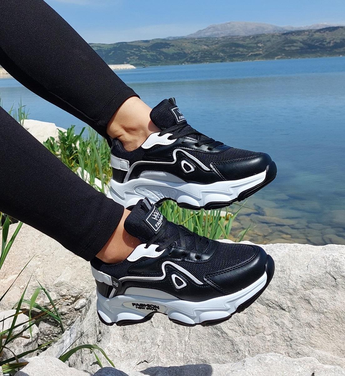 

Черно-белые женские спортивные туфли Texin на толстой подошве Fuspet