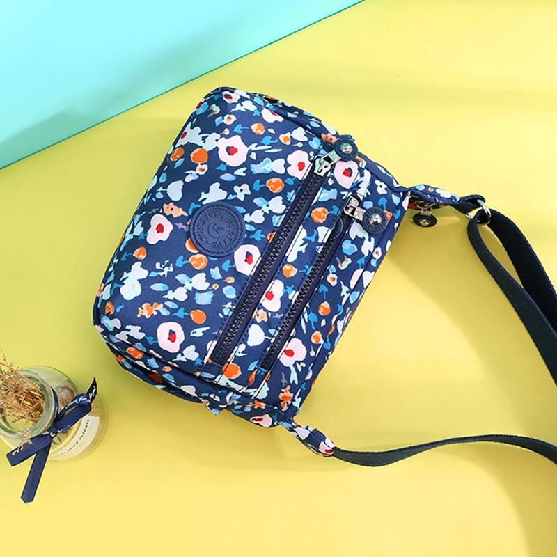 2025 New Fashion Nylon Printed Messenger Bag Large-capacity Multi-layered Flower Shoulder Bag Casual Joker Ladies Crossbody Bag