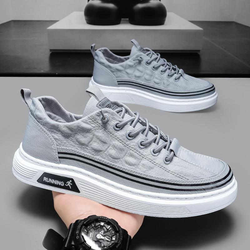 2025 summer new men's shoes umbrella cloth breathable lightweight trend versatile one pedal casual shoes men's board shoes tide