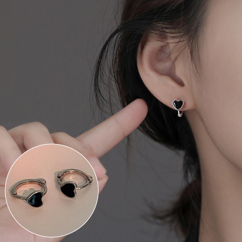 New Retro Fashion Geometric Earrings for Women: Heart, Drip Glaze, Square, Star Hoops & Clips.