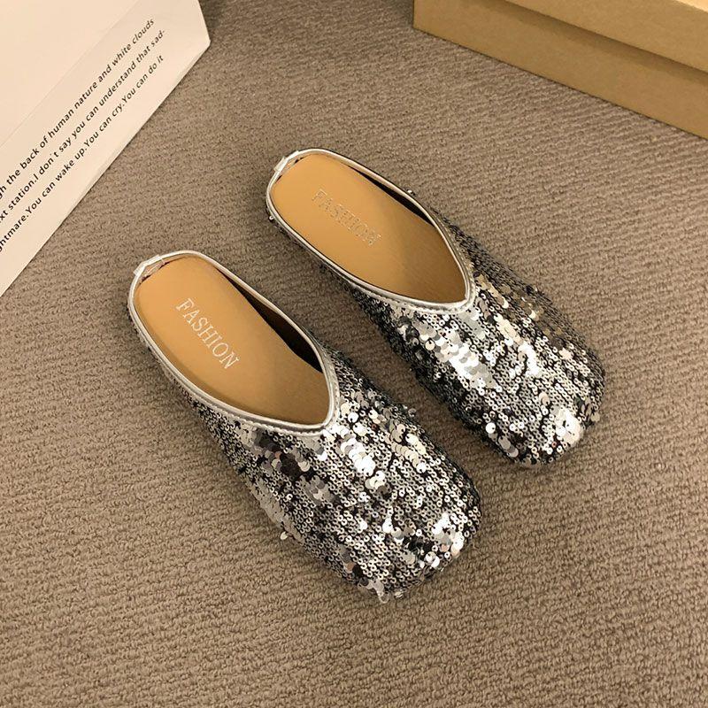 

Женские мюли тапочки плоские серебристые сандалии с пайетками обувь для женщин ПВХ корейский стиль низкая цена шикарные и элегантные повседневные 39 новые шлепанцы 40
