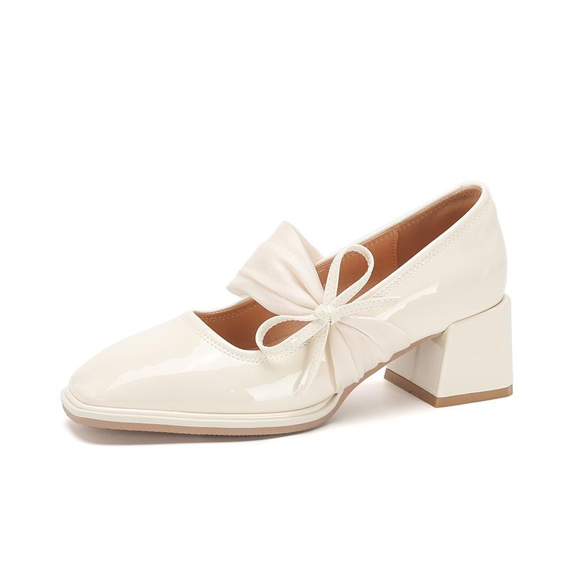 Mary Jane shoes spring and summer new square head thick heel bow high heels women patent leather light mouth single shoes women