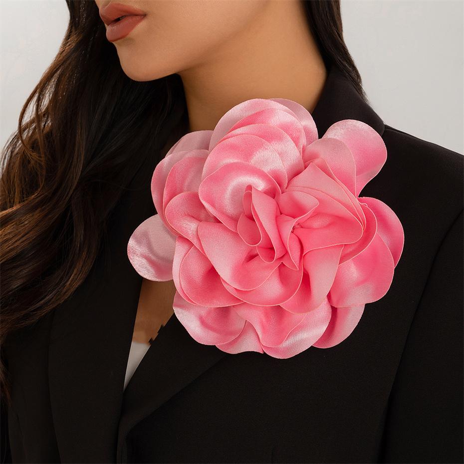 

Ingemark 20CM Exaggerated Multilayer Satin Rose Flower Brooch for Women Wed Bridal Elegant Party Pin Jewelry Accessories Gift