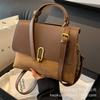 Retro Portable Small Bag Women's New 2025 Autumn and Winter Matte High-end Small Square Bag Commuter Versatile Shoulder Bag