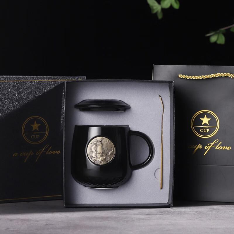 Ceramic Coffee Cup Set with Fish Scale Copper Emblem