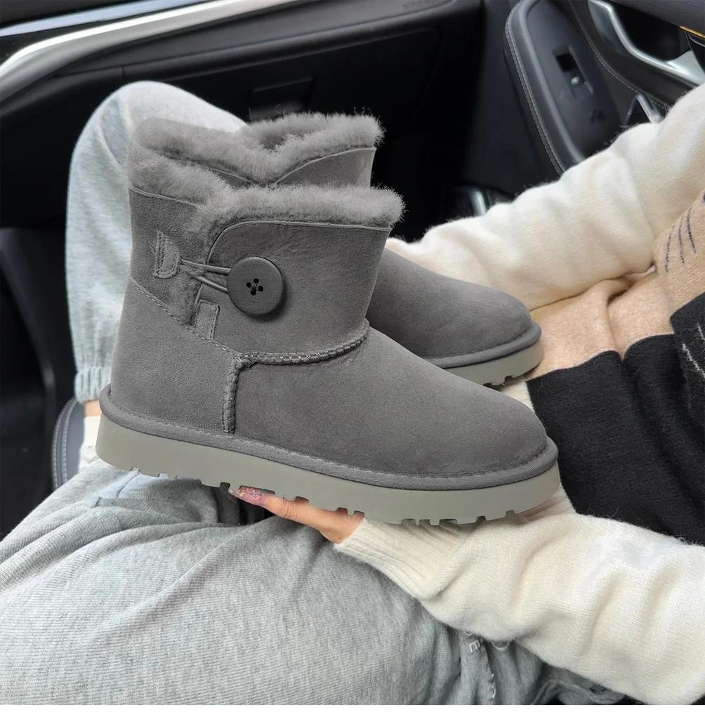 Fashion One Button Low Cut, High-end Quality 2-in-1 Genuine Leather, Real Wool, Sheepskin Fashionable and Warm Chestnut Thick Snow Boots