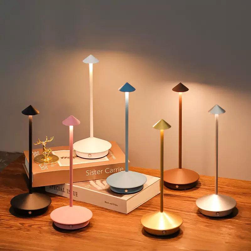 American Style LED Night Light - Creative Decorative Bedside Lamp for Restaurant or Study