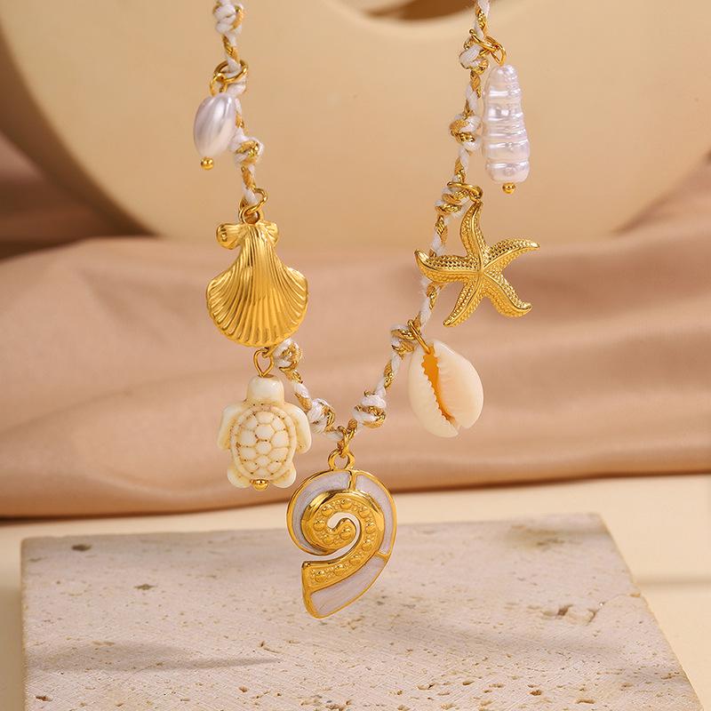 Colar de Corda Trançada em Aço Titânio: Estilo Oceano Design de Concha, Luxo Leve para Mulheres.