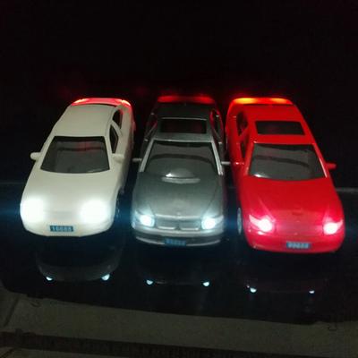 1:75/100/150/200 Carros de plástico modelo com luzes LED Micro Scene Building Decoration Accessaries