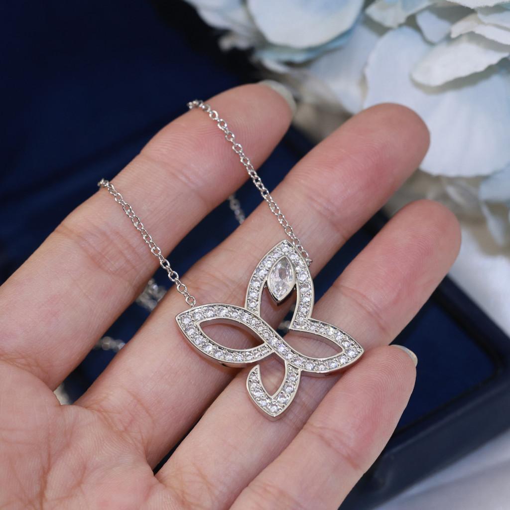 Butterfly necklace  sub gold material with flying saucer earplugs, electroplated 18k gold with logo, high-quality and exquisite version