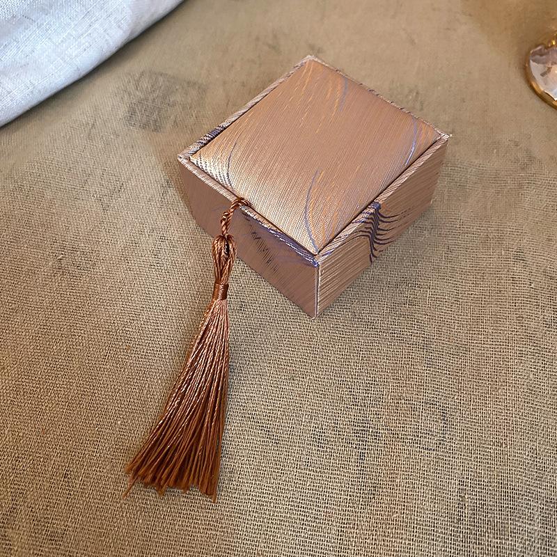 Retro geometric square jewelry maintenance jewelry box jewelry maintenance box, jewelry maintenance identification