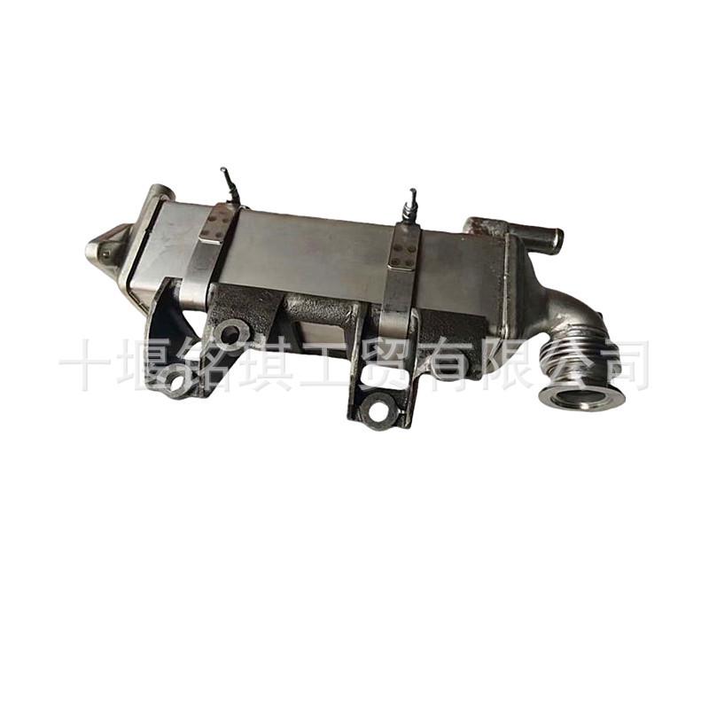 Dongfeng Tianjin KR Longqing DDI Engine EGR Valve Cooler (1207010-E4700)