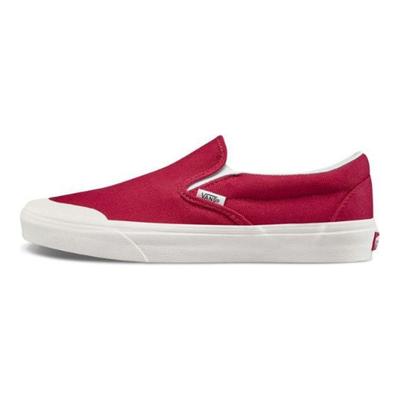 Classic Slip On 138 'Tango Red' VN0A3TKBFTZ