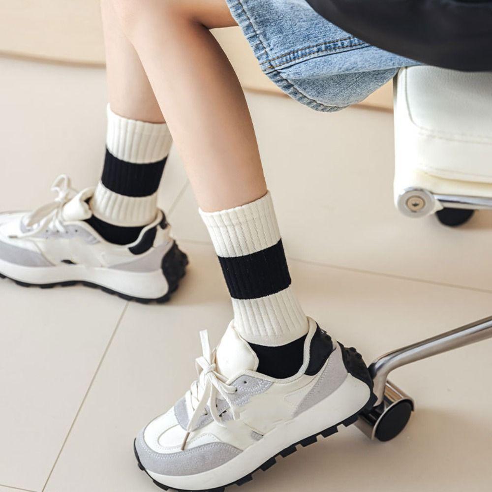 

5Pairs Star Striped Socks Women Patchwork Cotton Socks Kawaii Mid Tube Socks Students 5pairs