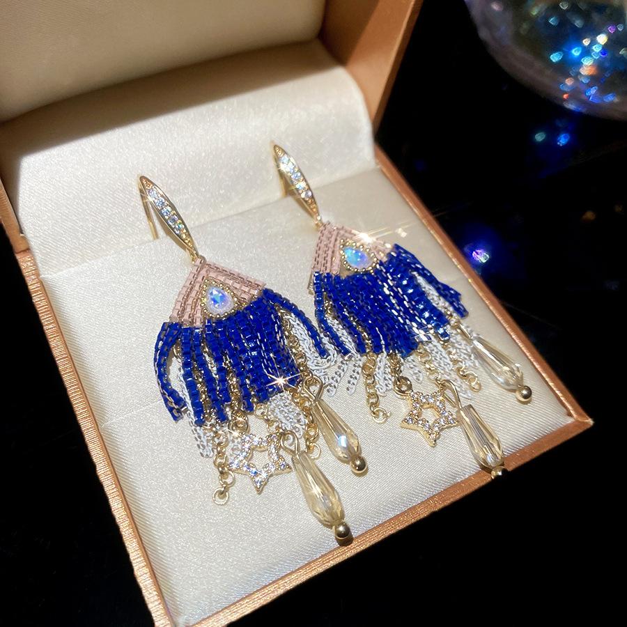 Silver Needle French Court Style Blue Flower Zircon Earrings Light Luxury High-end Stud Earrings Exquisite Niche Earrings