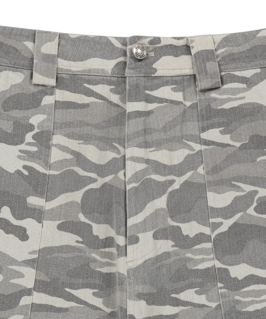 Mattengkim Camouflage Cargo Bermuda Pants For Men In Gray