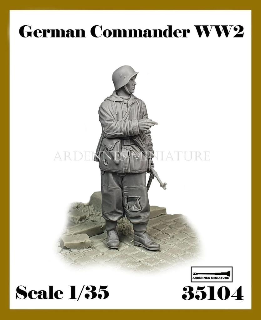 Ardennes Miniatures Scale WWII German Commander Giving Orders Resin Kit AR35104 1/35 Winter-Equipped