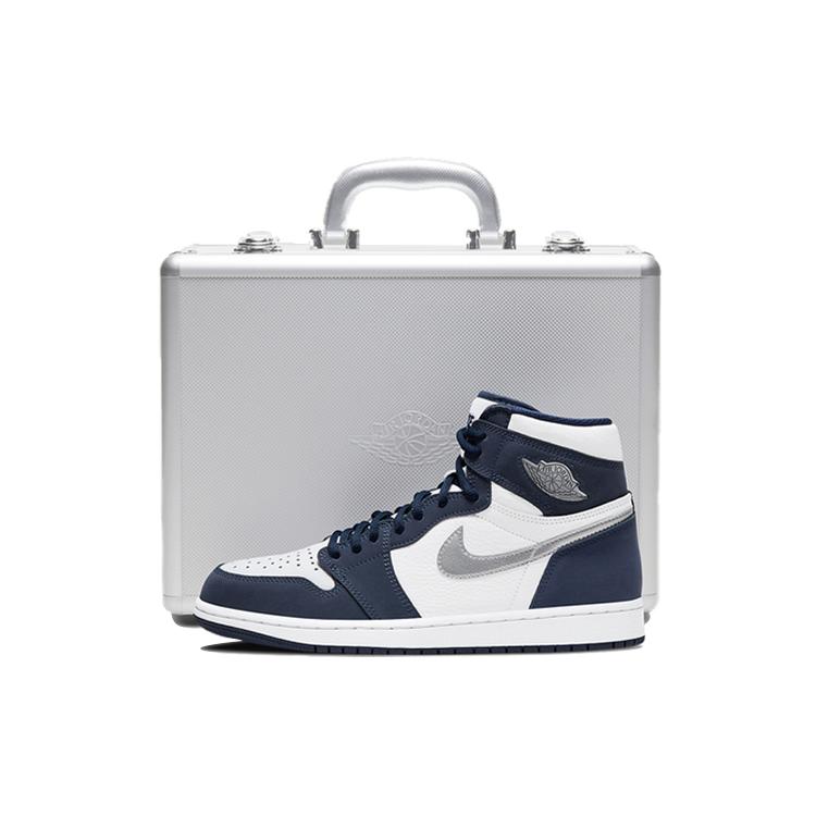 

Новые Jordan 1 Retro High CO.JP Midnight Navy Чемодан DB5877-100 42.5