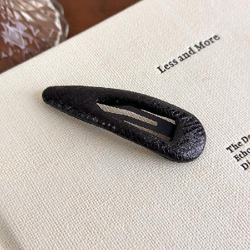 

Retro Red Leather Geometric BB Clip Hairpin Fashion Bangs Side Clip Women Hair Clip Barrettes Headwear Girl Hair Accessories 1pc