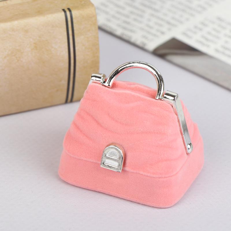 

1 шт. Маленькая шкатулка для украшений Бархатная шкатулка для обручальных колец Витрина для ожерелий Милый мишка Подарочная коробка Контейнер Чехол Для упаковки украшений A3