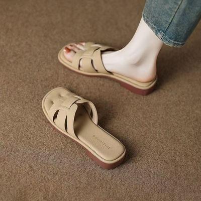 Sapatos de mulher – Sandálias