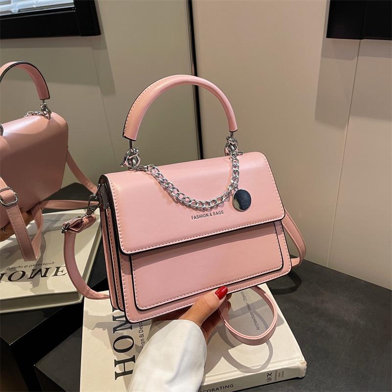 Kabelka Dámská móda Crossbody kabelka Letní móda Niche Špičkový řetízek Crossbody na jedno rameno Malá čtvercová kabelka Ženy