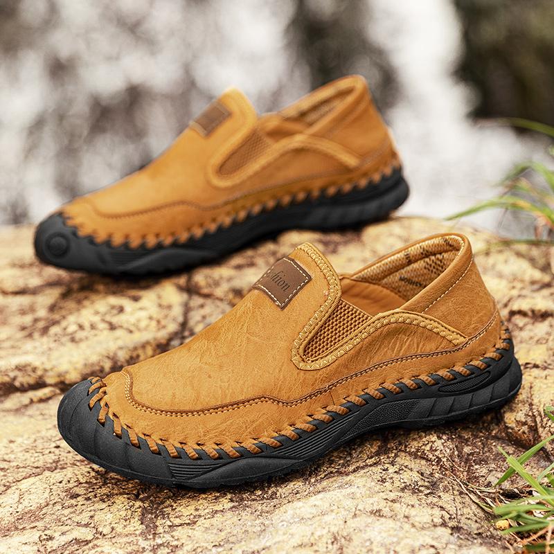 Fashion New Soft Men Loafers Slip On Leather Casual Shoes For Men Moccasins Plus Size 48 Flats Sneakers Men Handmade Design Man Shoes