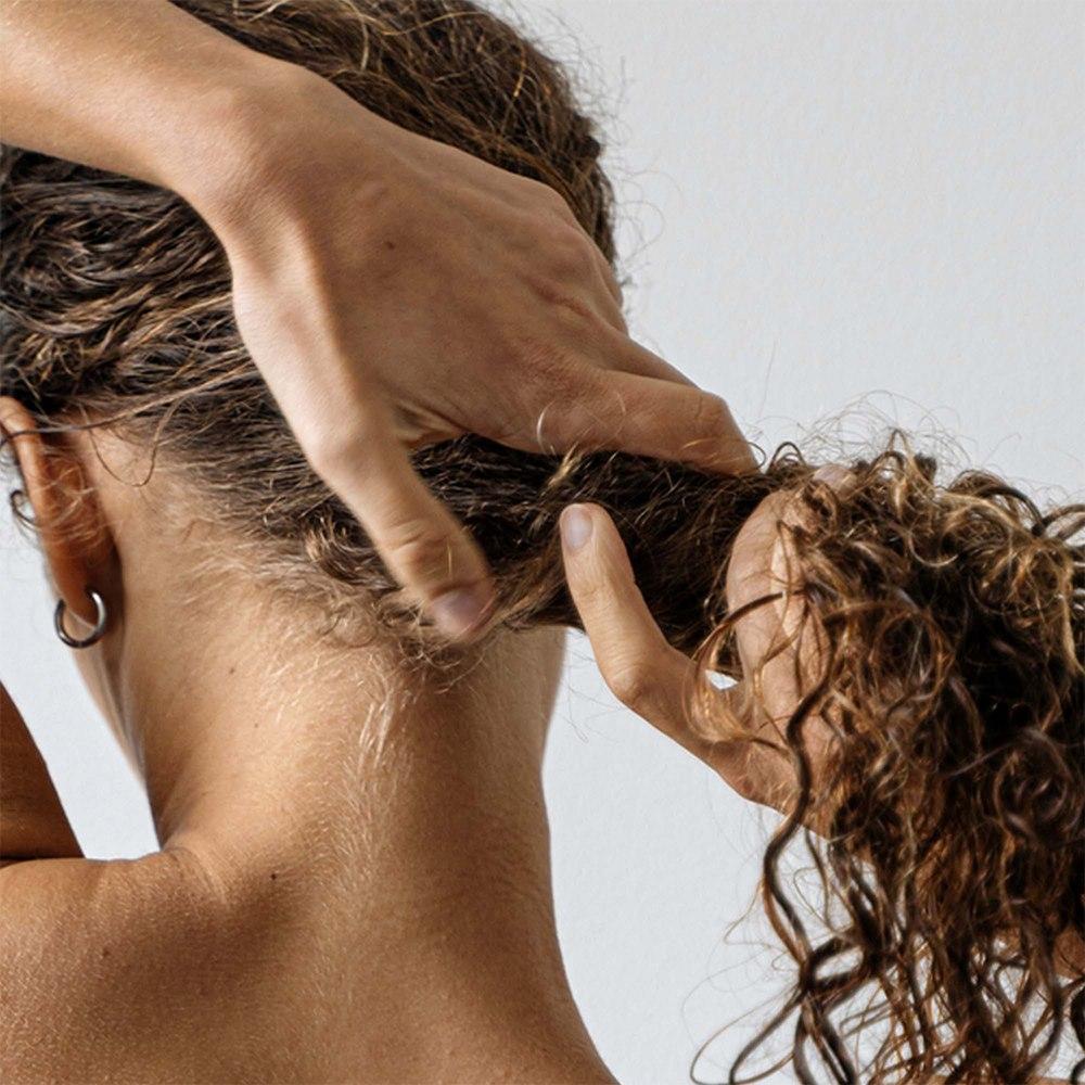 Moisturizing Conditioner for Curly Hair with Moringa Oil 473ml