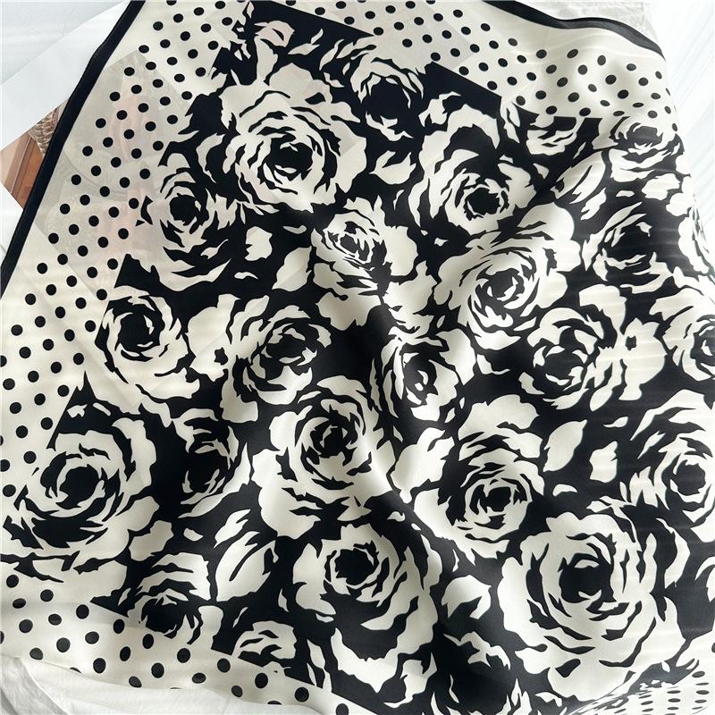Classic French Retro Camellia Silk Scarf Women's Spring and Summer Fashion Versatile Mulberry Silk Scarf Chinese Scarf Shawl