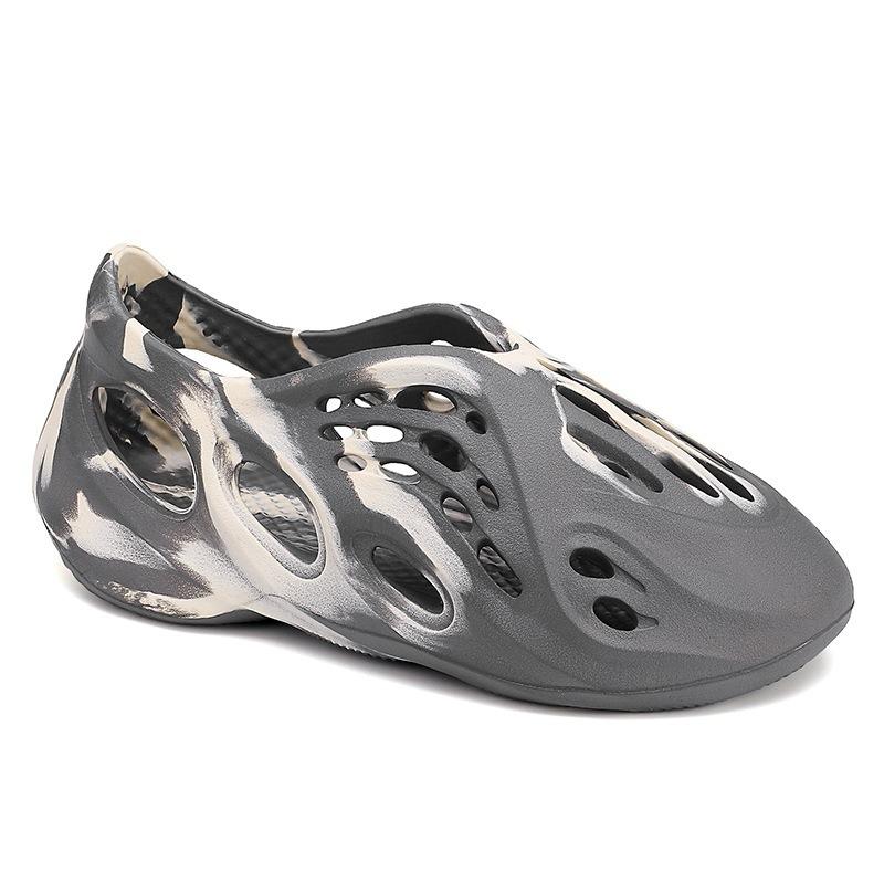 

Large size camouflage coconut EVA factory a 2025 spot soft-soled hole shoes are formed cool at one time 36