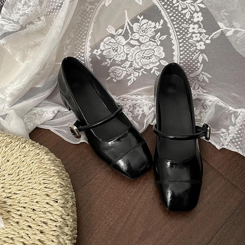 

Fashion Spring New Single Shoes Women Fashion Square Head Shallow Mouth Splicing A Line with Anti-slip Wear-resistant Heel Shoes 35