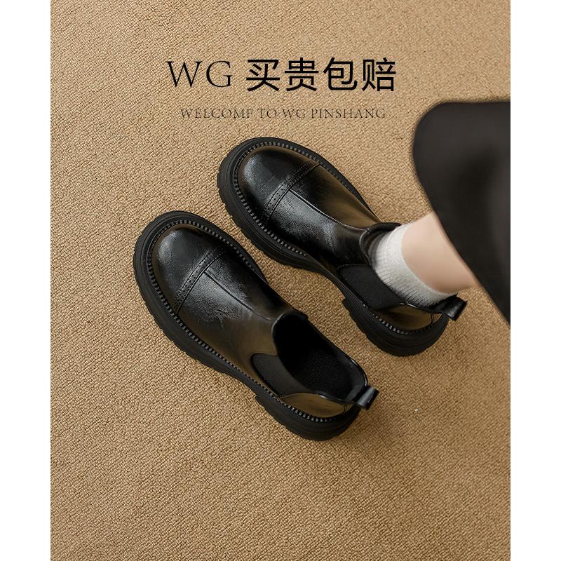 Thick-soled Chelsea women s boots medium barrel boots new autumn and winter Martin boots women s popular short boots 34