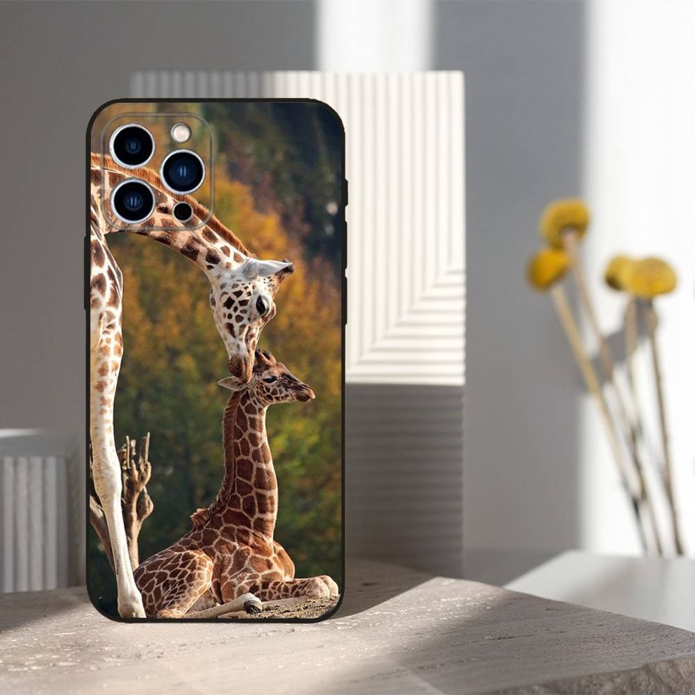 Animal Giraffe Cute For iPhone 8,7,11,12,15,14,13,16,17,Plus,Pro Max,XS,X,XR,SE,Mini,Soft Silicone Black Case