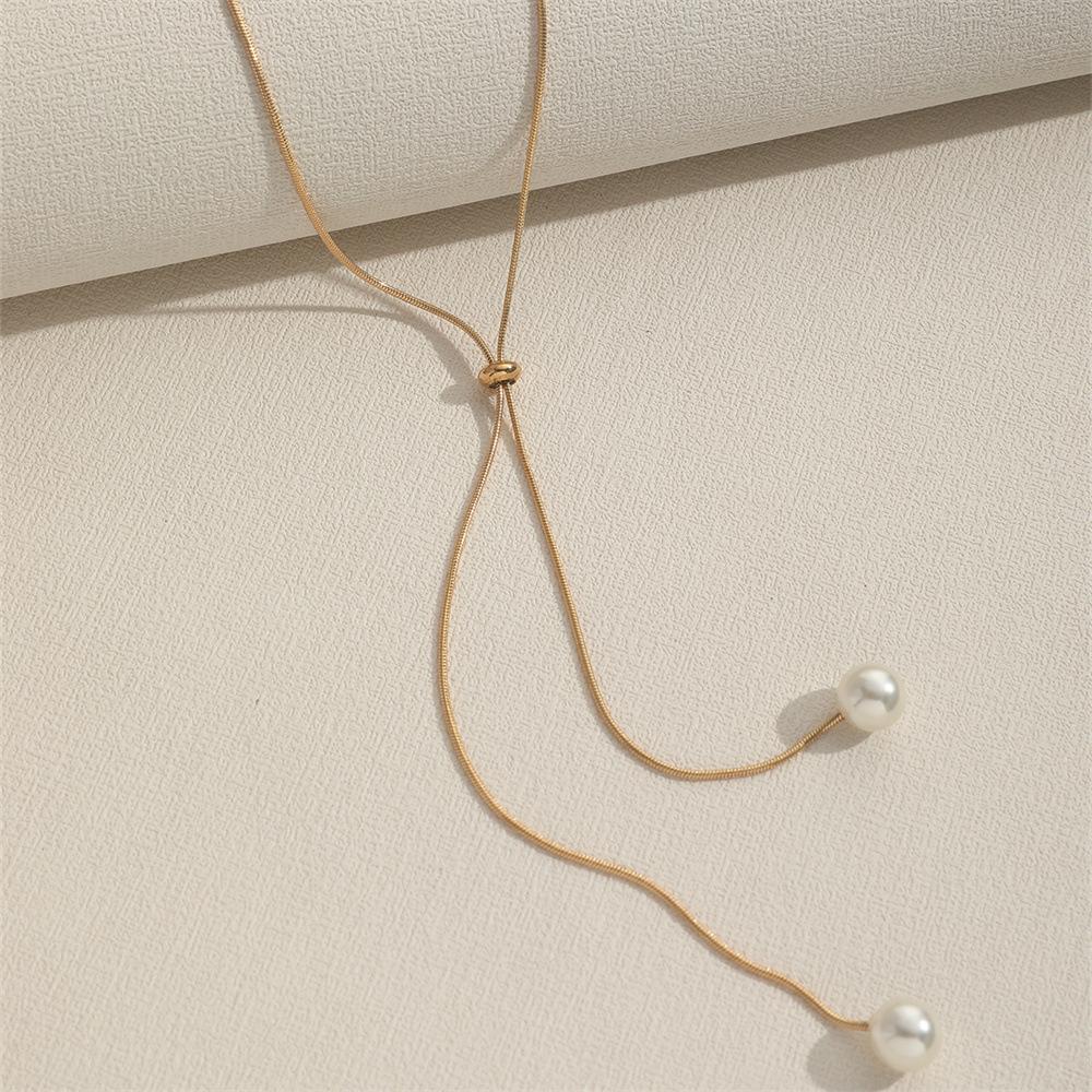 Long Pull Adjustable Pearl Necklace, High-End Design, Simple Collarbone Chain, 1 Neck Chain.
