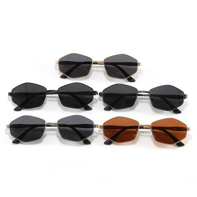 New Vintage Polygon Sunglasses for Men Women Retro Metal Frame Sun Glasses With Gold Wing Decor UV400 Protection Driving Eyewear