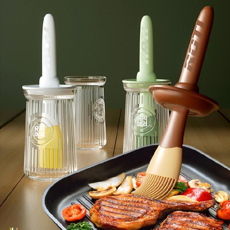 Multipurpose Silicone Basting Tool With Attached Oil Reservoirs Nontoxic Materials Quick Rinse Maintenance